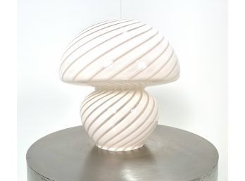 Vintage Murano Italian Art Glass Mushroom Table Lamp