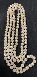 Vintage Ming Pearls 7 1/2mm  45' Pearl Necklace In Excellent Condition With 14K White Gold Clasp (LB34)
