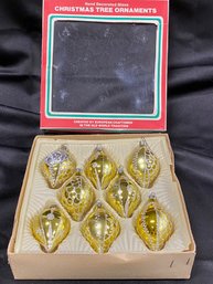 8 Vintage Glass Christmas Ornaments In Orginal Box  (LB 42)