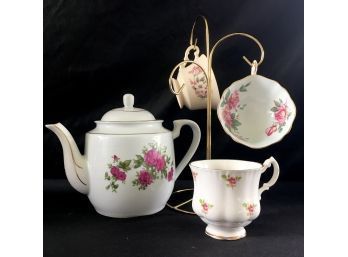 3 Tea Cups & Tea Pot - Staffordshire - Paragon - Aberdeen - Chinese Tea Pot-
