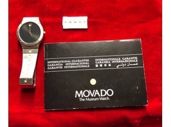 Movedo Museum Watch - 1990s - Gold Accentsseik