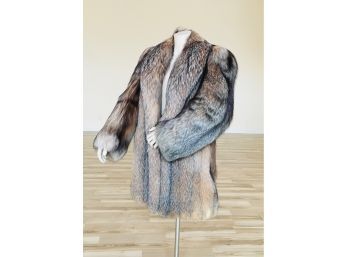 Stunning Crystal Fox Fur Coat - No Damage, No Tears, No Worn Edges. Like New SZ M (10-12)