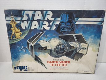 Star Wars Darth Vader Tie Fighter Model Kit Vintage 1978 MPC