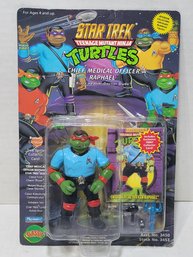 1994 Playmates TMNT Star Trek Teenage Mutant Ninja Turtles Chief MEDICAL Officer Raphael MOC