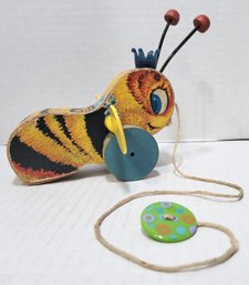 Fisher Price #314 1956 Queen Buzzy Bee Pull Toy Blue Crown