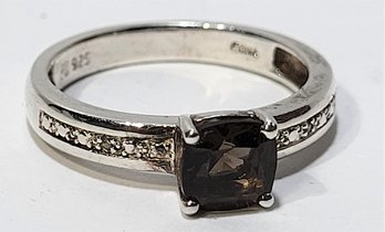 Very Pretty Sterling Silver Amethyst CZ Ring