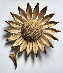 Trifari Signed Sunflower Matte Gold Tone Brooch Pin
