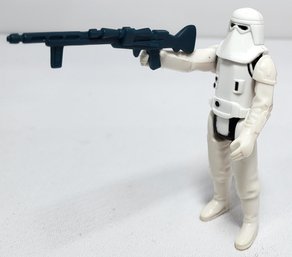 Vintage Kenner 1980 Star Wars: Empire Strikes Back Snowtrooper Action Figure With Weapon .