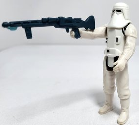 1980 Star Wars Empire Strikes Back Snowtrooper 3 3/4' Action Figure With Original Weapon