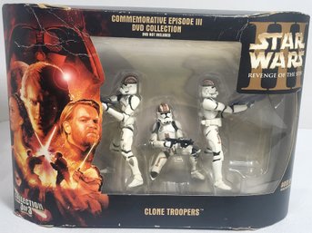 2005 Hasbro Star Wars Commemorative Episode III Clone Troopers 3 Pack Sealed
