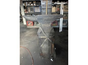 Another Large Heavy Duty Blacksmith Anvil On Wood Base