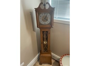 COLONIAL MANUFACTURING CO. GRANDMOTHER CLOCK - WORKS