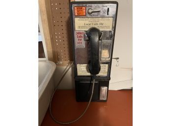 Vintage Coin Operated Pay Phone W/key