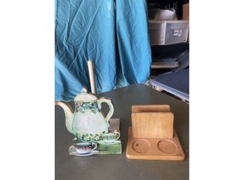 Lot Of 2 Wood Items