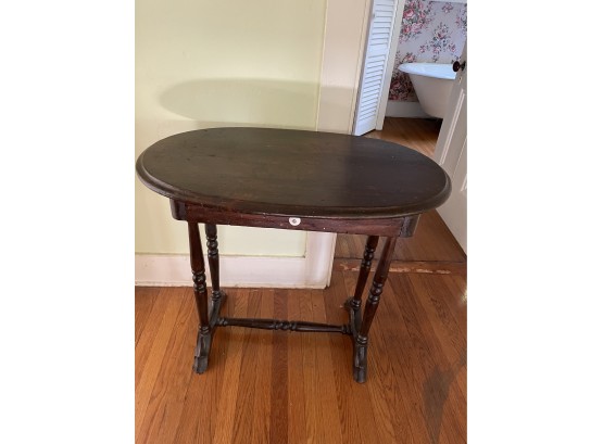 Oval Mahogany Table W/drawer