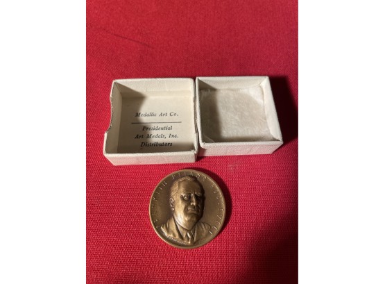 Franklin Delano Roosevelt Presidential Bronze Medal 1.25 Presidential Art Medal 1962