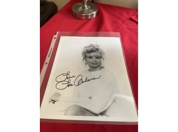 Autograph Photo Of Loni Anderson With COA