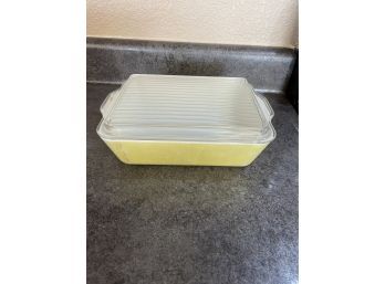Vtg Pyrex Yellow Dish W/ Lid - 0503 (1-1/2 Qt)