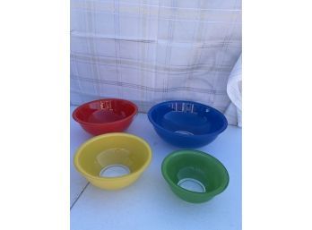 Vintage Pyrex 4 Pc Primary Colors Mixing Nesting Bowl Set Clear Bottom Rainbow