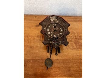 Keebler Clock Co. Dog W/ Bone Cuckcoo Clock