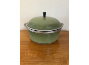 Vintage Club Aluminum Dutch Oven Stock Pot Olive Green Enamel With Lid