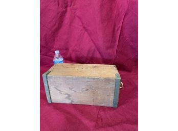 Old Wood Box W/lid