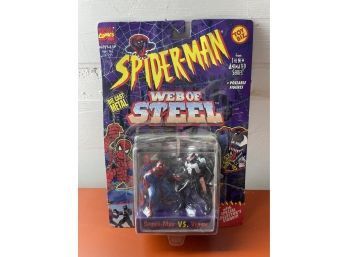 Marvel Comics Spider-Man Web Of Steel Spiderman VS Venom New Toy Biz 1994