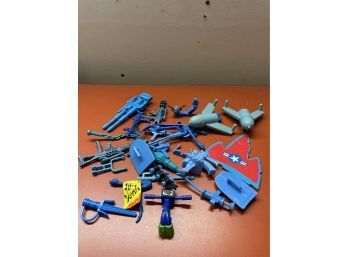 Assorted Action Figure Accessories - TMNT Blue