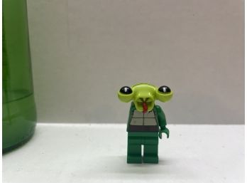 Lego Alien Minifigure