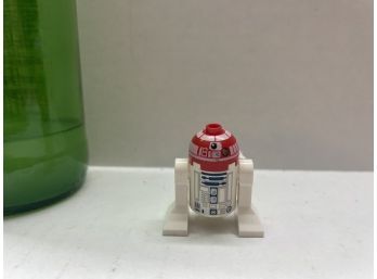 Lego Star Wars Astromech Droid R3-t2 Minifigure