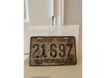 Vintage License Plate- 1945 Maine Vacationland