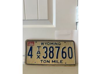 Vintage License Plate- 1982 Wyoming