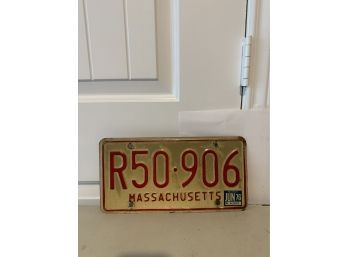 Vintage License Plate- 1976 Massachusetts