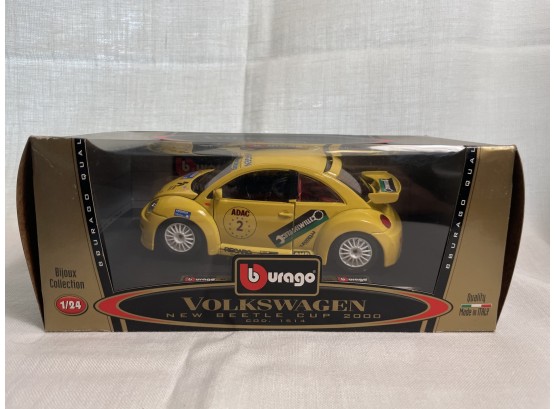 Burago 1/24 Scale VW New Beetle Cup 2000 - New In Box
