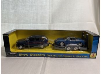 Show Stoppers 1:24 Scale BMW Trailering A Porsche Boxter New In Box
