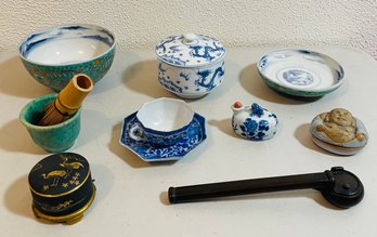 Assorted Chinoisserie Collectors Lot