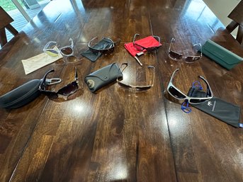 Assorted Women's Sunglasses And Cases - Including A Pair Of Ray Ban Sunglasses