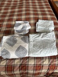 Two King Size Duvet Covers And Matching Shams