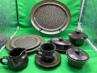 Dark Green Stoneware Dish Set