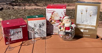 Santa Cookie Jar & Drinkware Boxed!