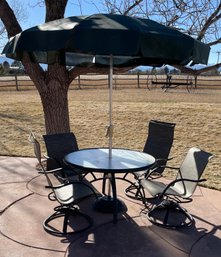 Outdoor Dining Set WUmbrella & Stand