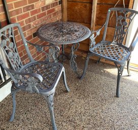 Cast Iron Bistro Set With 2 Chairs