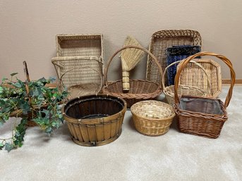 Lots Of Lovely Baskets