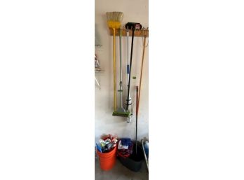 Household Cleaning Tools