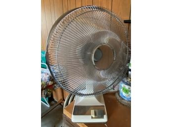 Oscillating Fan -- Perfect For The Garage!