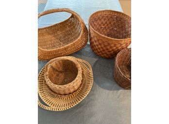 6 Baskets Of Varying Sizes