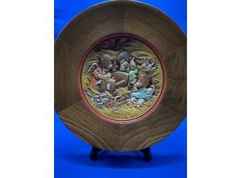(1) ANRI Hand Carved Plate