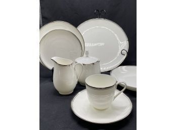 Mikasa Bone China Set Wellesley Pattern - Excellent Condition
