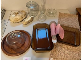 Vintage Fireside Amber Pyrex Brownie Pan & Casserole Dish, Princess House Serving Pieces & Vase