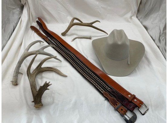 Custom Felt Cowboy Hat With Hat Jack Stretcher And Belts - Antlers